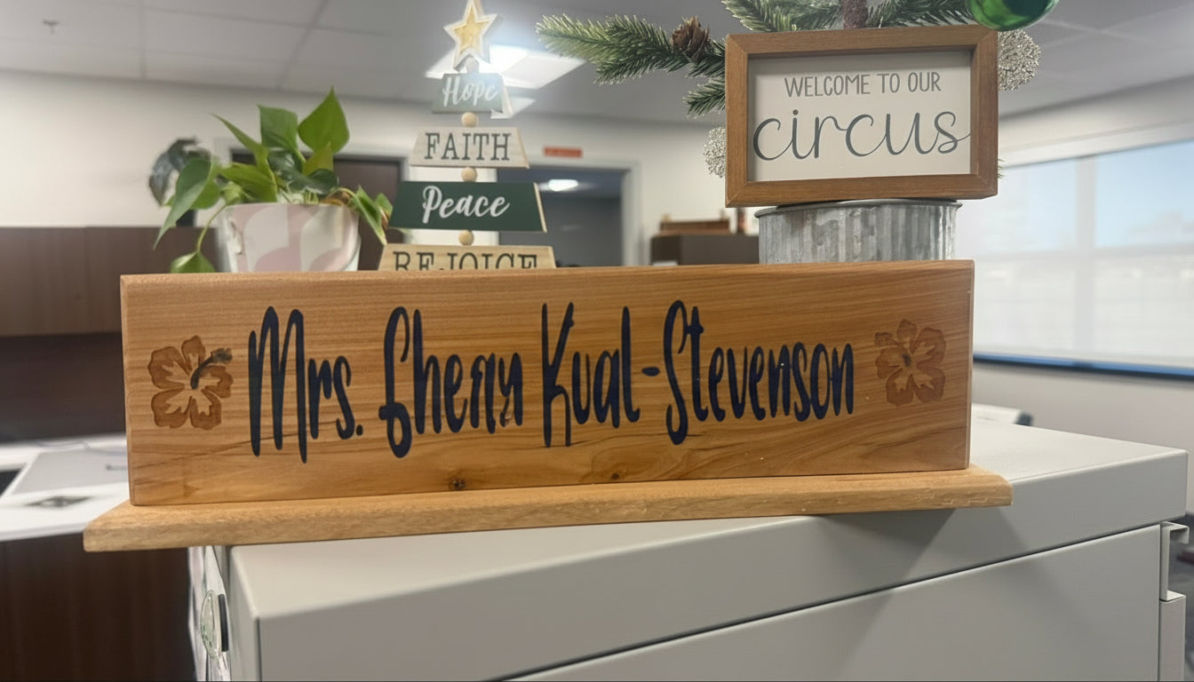Personalize Name Plates with Custom Graphics Design